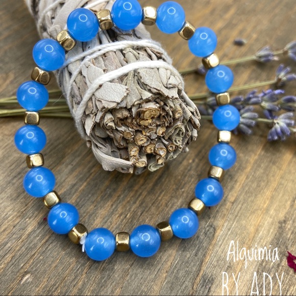 Alquimia Jewelry - blue Untreated Topaz 14k gold gemstone beaded bracelet